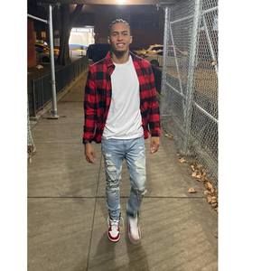 Meet your Posher, Gian carlos